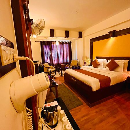 Hotel Midtown Manali Exterior foto