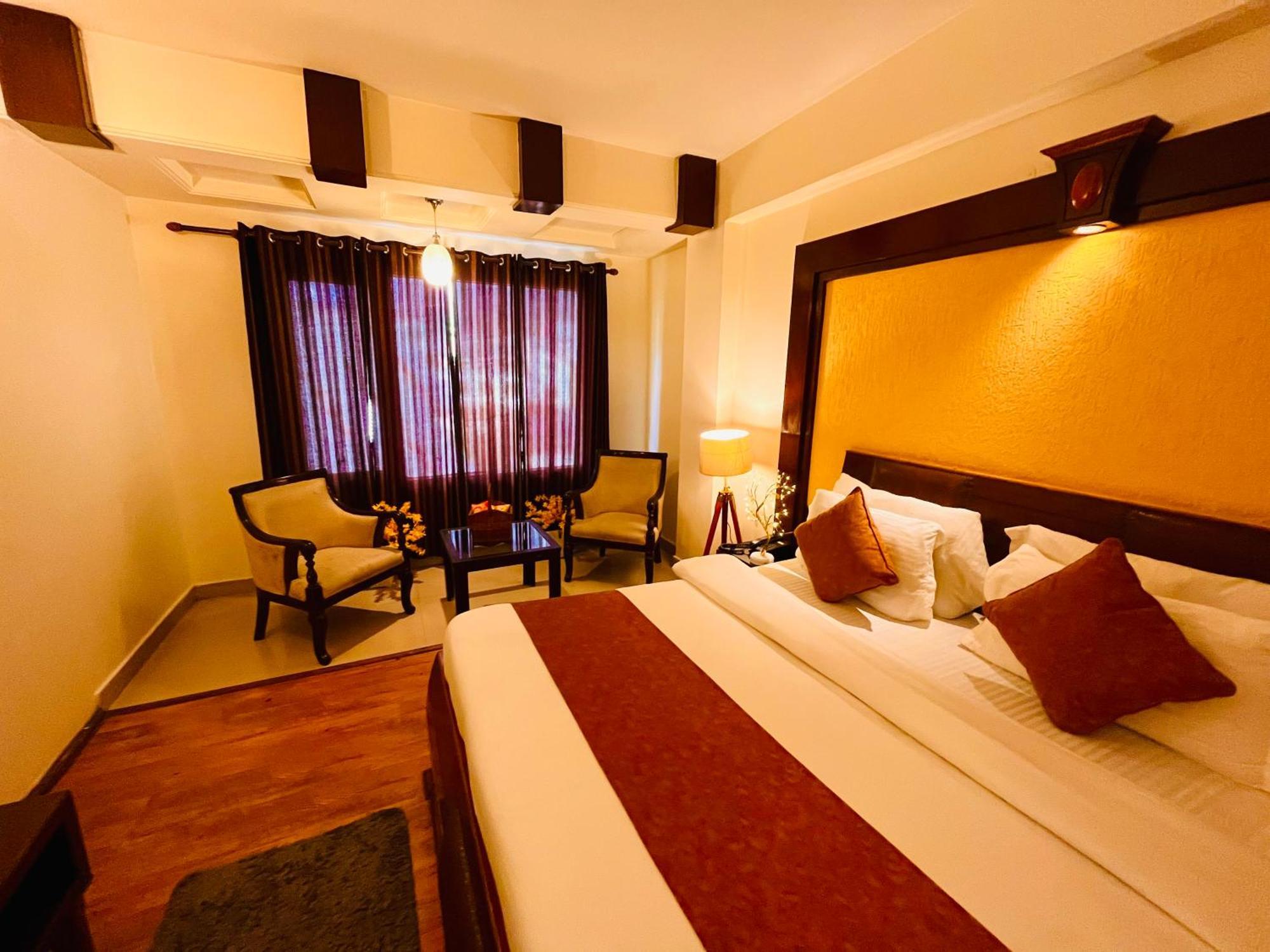 Hotel Midtown Manali Exterior foto
