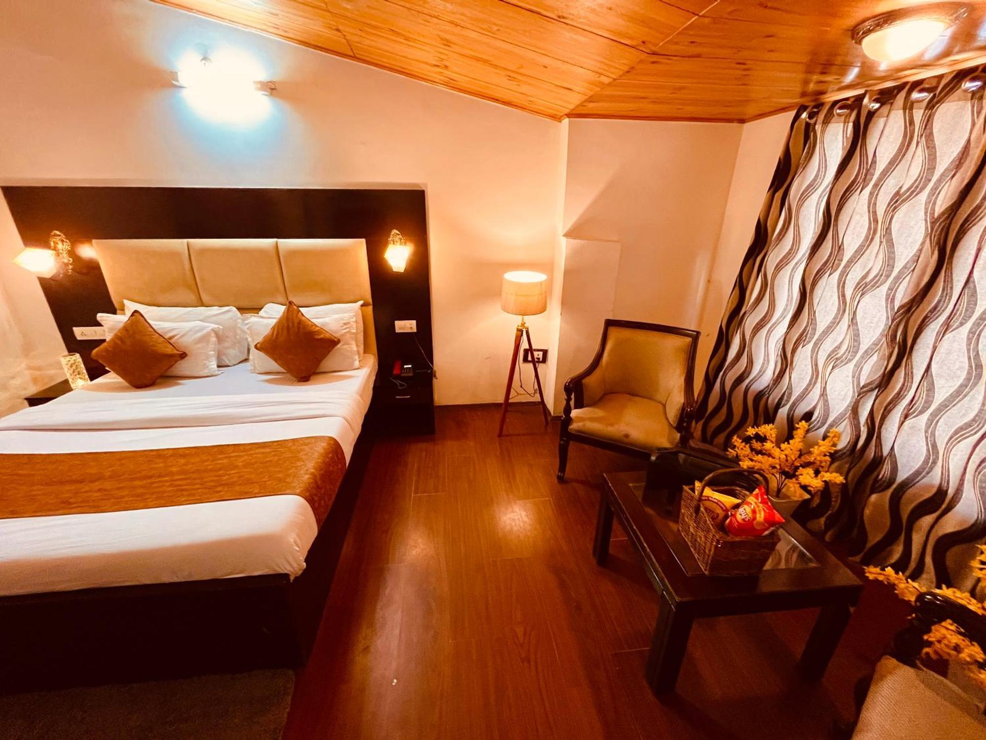 Hotel Midtown Manali Exterior foto
